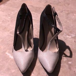 Black and White  size 8.5 with 4inch heel